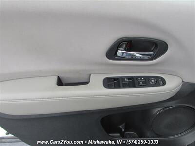 2016 Honda HR-V LX AWD   - Photo 9 - Mishawaka, IN 46545