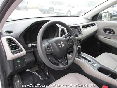2016 Honda HR-V LX AWD   - Photo 10 - Mishawaka, IN 46545