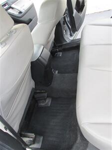 2015 Subaru Forester 2.5i Limited AWD   - Photo 14 - Mishawaka, IN 46545