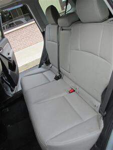 2015 Subaru Forester 2.5i Limited AWD   - Photo 13 - Mishawaka, IN 46545