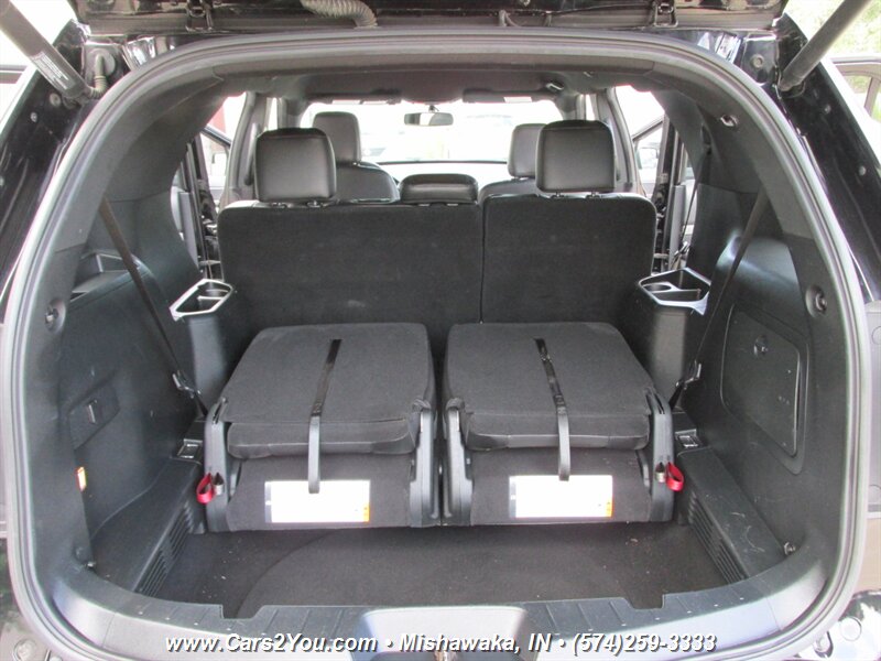 2018 Ford Explorer XLT 4x4 - Photo 17 - Mishawaka, IN 46545