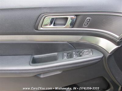 2018 Ford Explorer XLT 4x4 - Photo 8 - Mishawaka, IN 46545