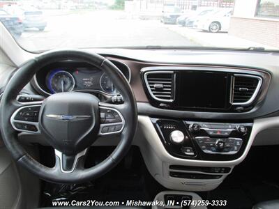 2017 Chrysler Pacifica Touring-L Plus   - Photo 22 - Mishawaka, IN 46545