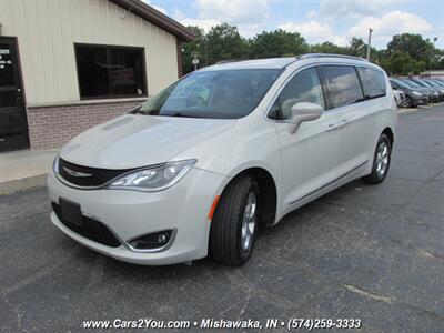 2017 Chrysler Pacifica Touring-L Plus   - Photo 3 - Mishawaka, IN 46545