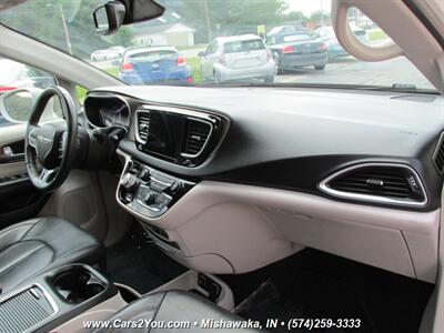 2017 Chrysler Pacifica Touring-L Plus   - Photo 21 - Mishawaka, IN 46545