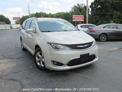 2017 Chrysler Pacifica Touring-L Plus   - Photo 1 - Mishawaka, IN 46545