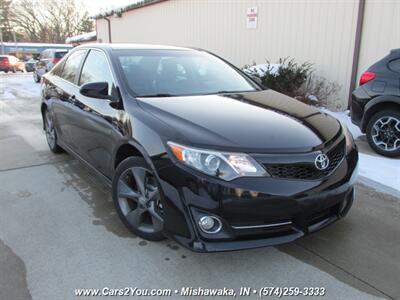 2012 Toyota Camry SE - Photo 7 - Mishawaka, IN 46545