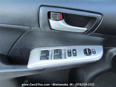 2012 Toyota Camry SE - Photo 9 - Mishawaka, IN 46545