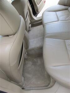 2005 Honda Accord EX V-6 w/Navi   - Photo 15 - Mishawaka, IN 46545