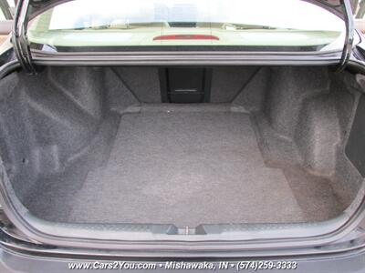 2005 Honda Accord EX V-6 w/Navi   - Photo 17 - Mishawaka, IN 46545