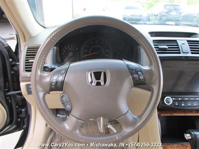 2005 Honda Accord EX V-6 w/Navi   - Photo 23 - Mishawaka, IN 46545