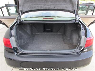2005 Honda Accord EX V-6 w/Navi   - Photo 16 - Mishawaka, IN 46545