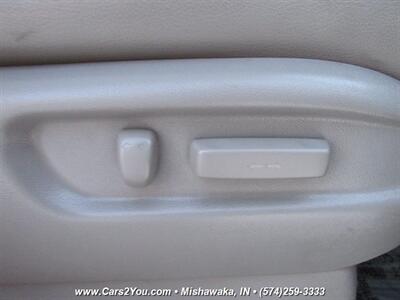 2016 Honda Odyssey Touring   - Photo 25 - Mishawaka, IN 46545