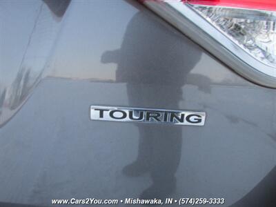 2016 Honda Odyssey Touring   - Photo 9 - Mishawaka, IN 46545