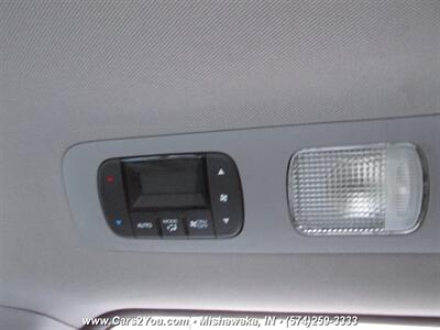 2016 Honda Odyssey Touring   - Photo 18 - Mishawaka, IN 46545
