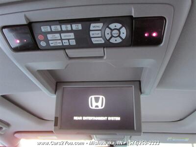 2016 Honda Odyssey Touring   - Photo 17 - Mishawaka, IN 46545