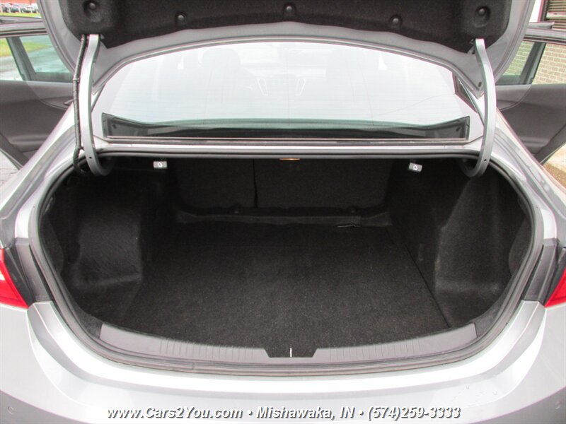 2024 Chevrolet Malibu LT - Photo 15 - Mishawaka, IN 46545
