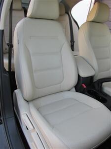 2017 Volkswagen Jetta 1.4T SE   - Photo 17 - Mishawaka, IN 46545