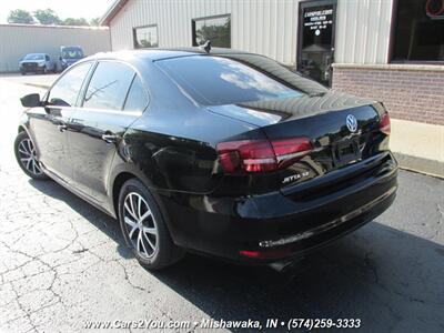 2017 Volkswagen Jetta 1.4T SE   - Photo 4 - Mishawaka, IN 46545