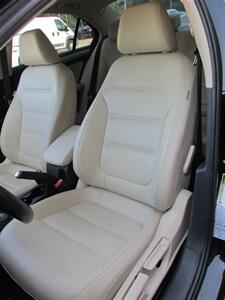 2017 Volkswagen Jetta 1.4T SE   - Photo 11 - Mishawaka, IN 46545