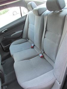 2009 Honda Civic LX   - Photo 12 - Mishawaka, IN 46545