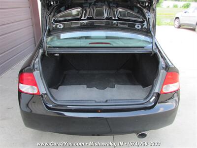 2009 Honda Civic LX   - Photo 14 - Mishawaka, IN 46545