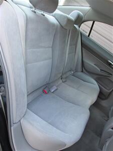 2009 Honda Civic LX   - Photo 16 - Mishawaka, IN 46545