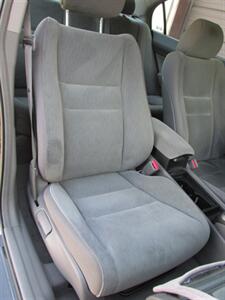 2009 Honda Civic LX   - Photo 18 - Mishawaka, IN 46545