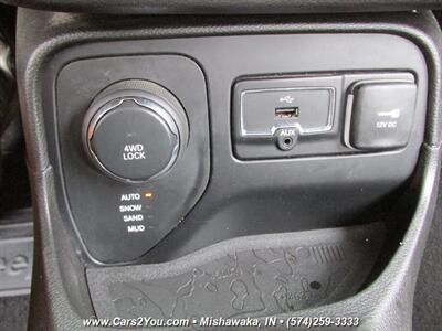 2017 Jeep Renegade Limited 4x4   - Photo 28 - Mishawaka, IN 46545