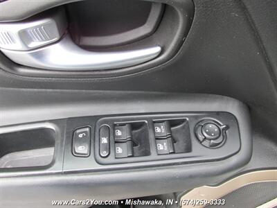 2017 Jeep Renegade Limited 4x4   - Photo 10 - Mishawaka, IN 46545