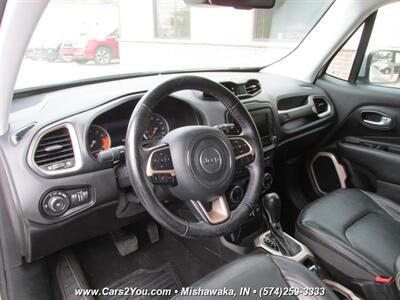 2017 Jeep Renegade Limited 4x4   - Photo 11 - Mishawaka, IN 46545