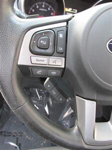 2017 Subaru Outback 2.5i AWD   - Photo 24 - Mishawaka, IN 46545