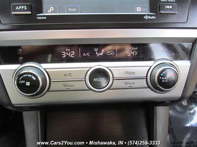 2017 Subaru Outback 2.5i AWD   - Photo 31 - Mishawaka, IN 46545