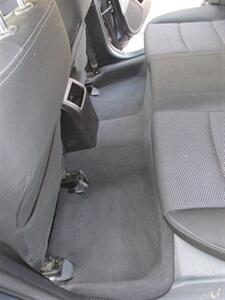 2017 Subaru Outback 2.5i AWD   - Photo 13 - Mishawaka, IN 46545