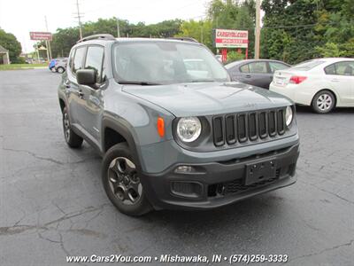2017 Jeep Renegade Sport 4x4   - Photo 1 - Mishawaka, IN 46545