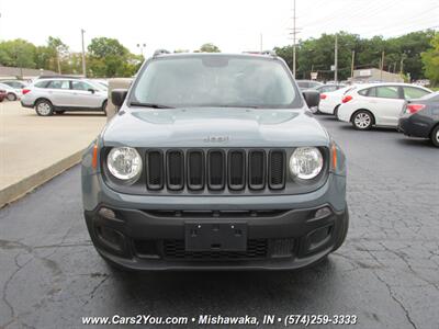 2017 Jeep Renegade Sport 4x4   - Photo 2 - Mishawaka, IN 46545