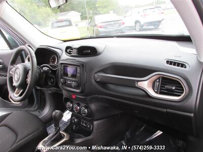 2017 Jeep Renegade Sport 4x4   - Photo 17 - Mishawaka, IN 46545