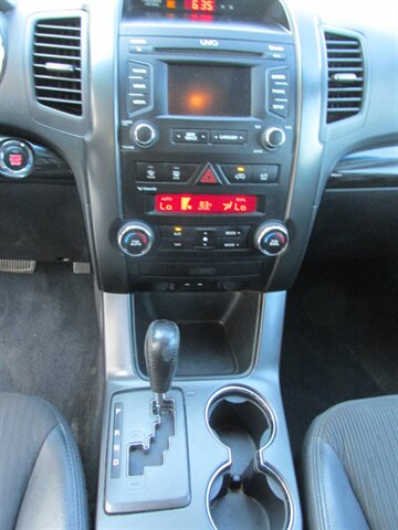 2012 Kia Sorento EX - Photo 21 - Mishawaka, IN 46545