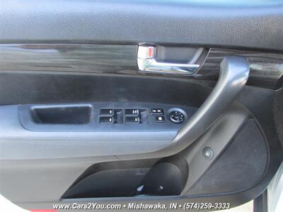 2012 Kia Sorento EX - Photo 6 - Mishawaka, IN 46545
