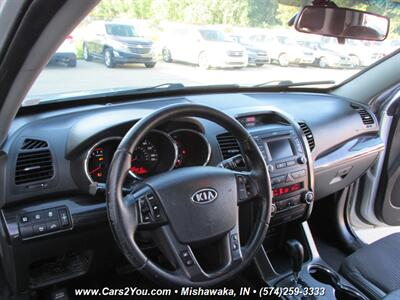 2012 Kia Sorento EX - Photo 7 - Mishawaka, IN 46545