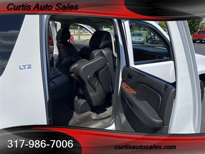 2013 Chevrolet Suburban LTZ   - Photo 11 - Avon, IN 46123-8338