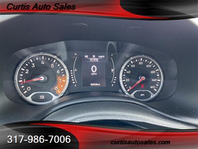 2015 Jeep Renegade Latitude   - Photo 15 - Avon, IN 46123-8338