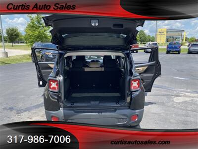 2015 Jeep Renegade Latitude   - Photo 10 - Avon, IN 46123-8338