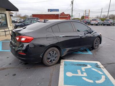 2019 Chevrolet Cruze LS  