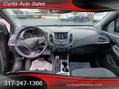 2019 Chevrolet Cruze LS   - Photo 11 - Indianapolis, IN 46231