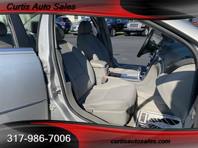 2008 Saturn Aura XE   - Photo 11 - Avon, IN 46123-8338