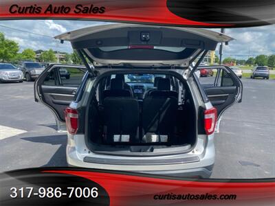 2018 Ford Explorer XLT   - Photo 10 - Avon, IN 46123-8338