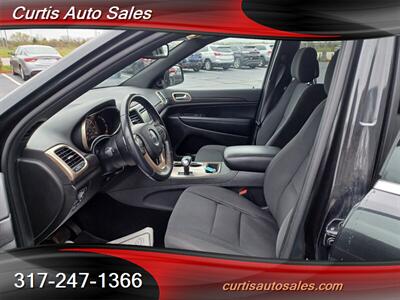 2015 Jeep Grand Cherokee Laredo   - Photo 8 - Indianapolis, IN 46231