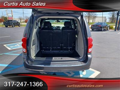 2019 Dodge Grand Caravan SXT   - Photo 6 - Indianapolis, IN 46231
