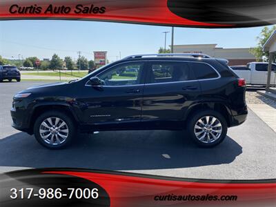 2017 Jeep Cherokee Overland   - Photo 4 - Avon, IN 46123-8338